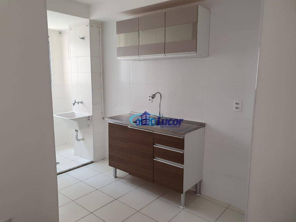 Apartamento à venda com 2 quartos, 42m² - Foto 11