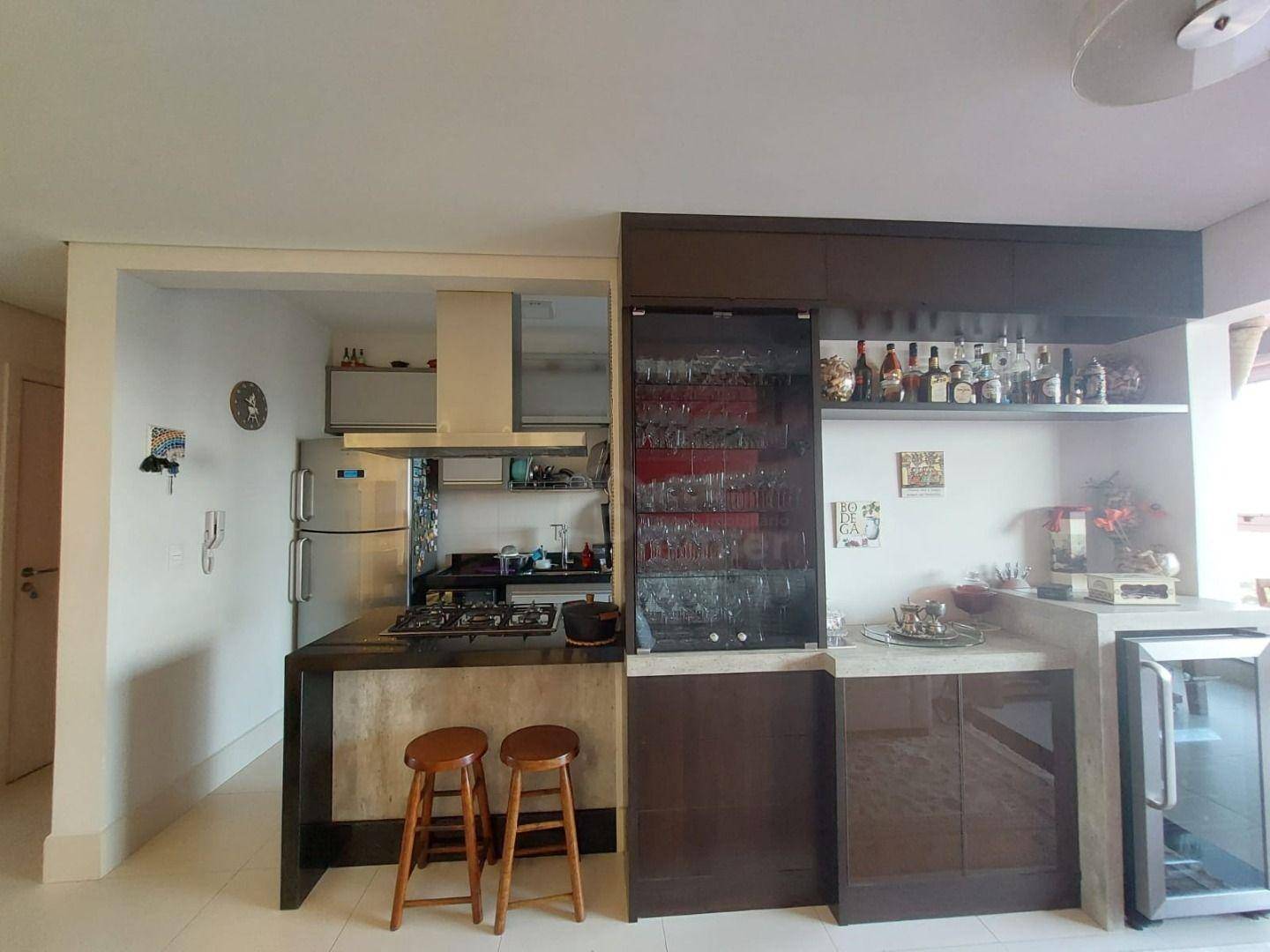 Apartamento à venda com 3 quartos, 98m² - Foto 12