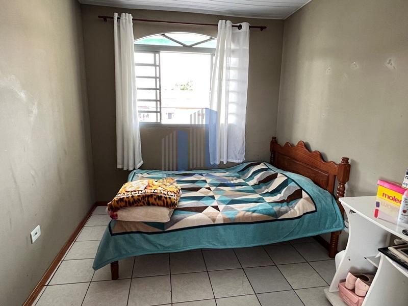 Sobrado à venda com 6 quartos, 200m² - Foto 26