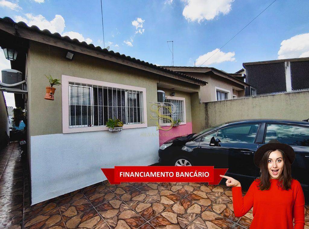 Casa à venda com 2 quartos, 90m² - Foto 1