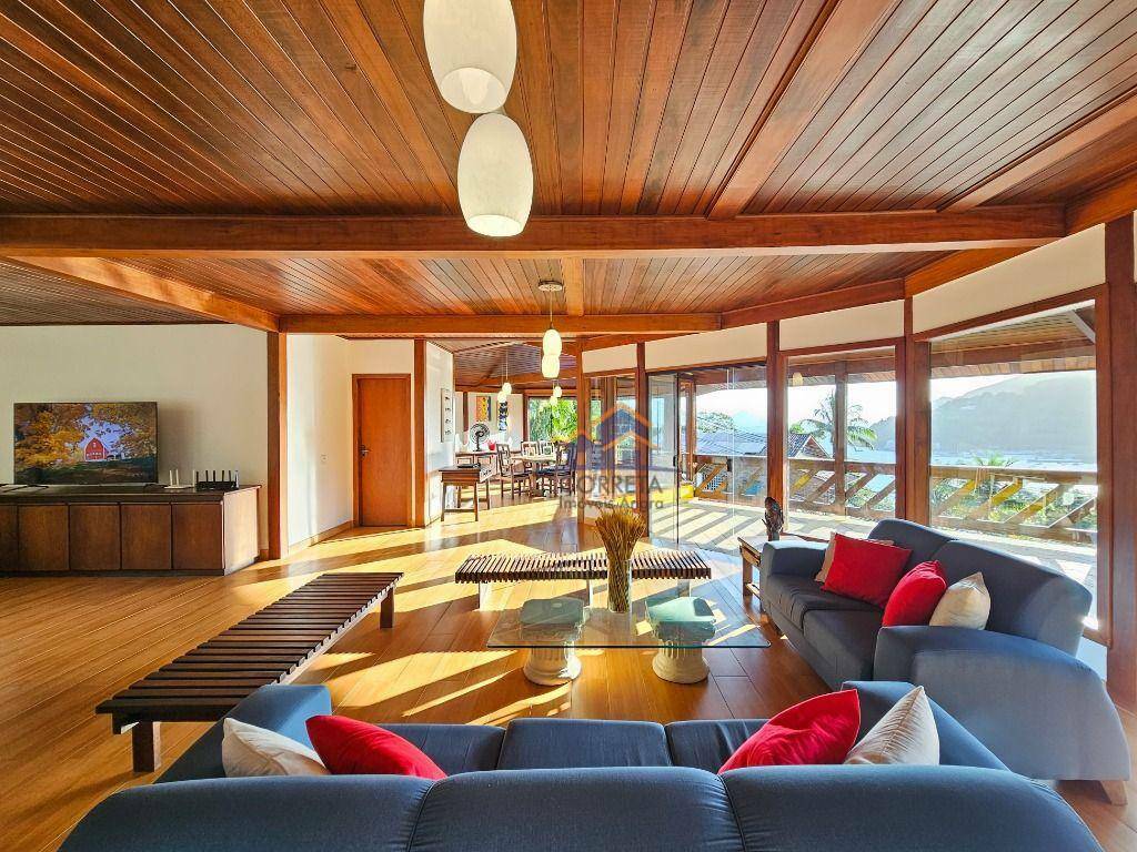 Casa de Condomínio à venda com 8 quartos, 600m² - Foto 39