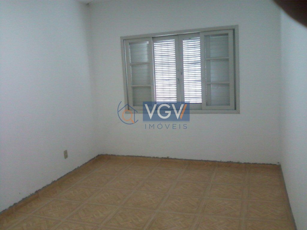 Casa para alugar com 3 quartos, 280m² - Foto 13