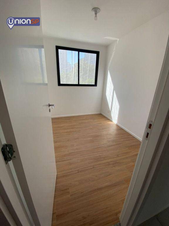 Apartamento à venda com 2 quartos, 39m² - Foto 5