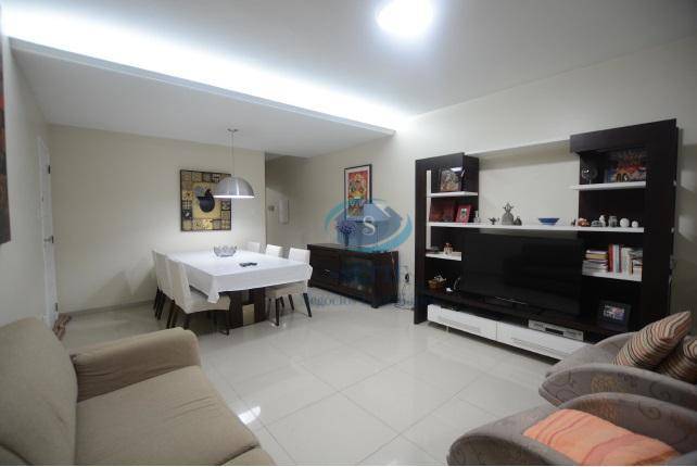 Sobrado à venda com 3 quartos, 202m² - Foto 1