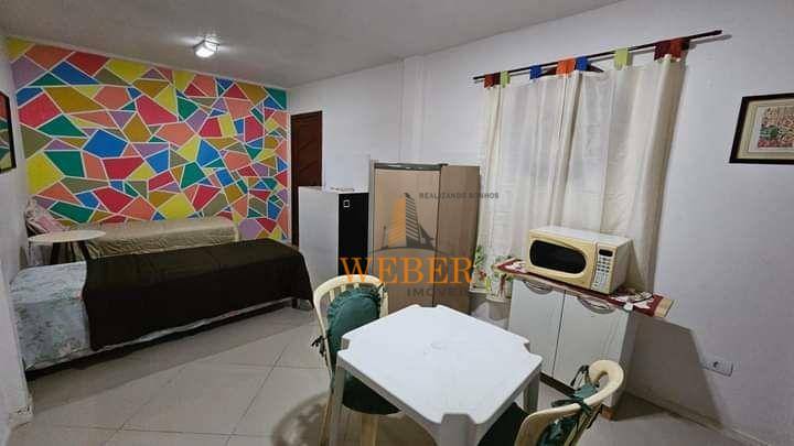 Casa de Condomínio à venda com 3 quartos, 310m² - Foto 13