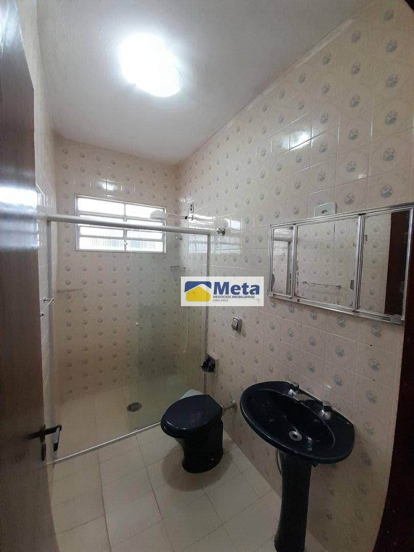 Casa à venda com 3 quartos, 250M2 - Foto 11