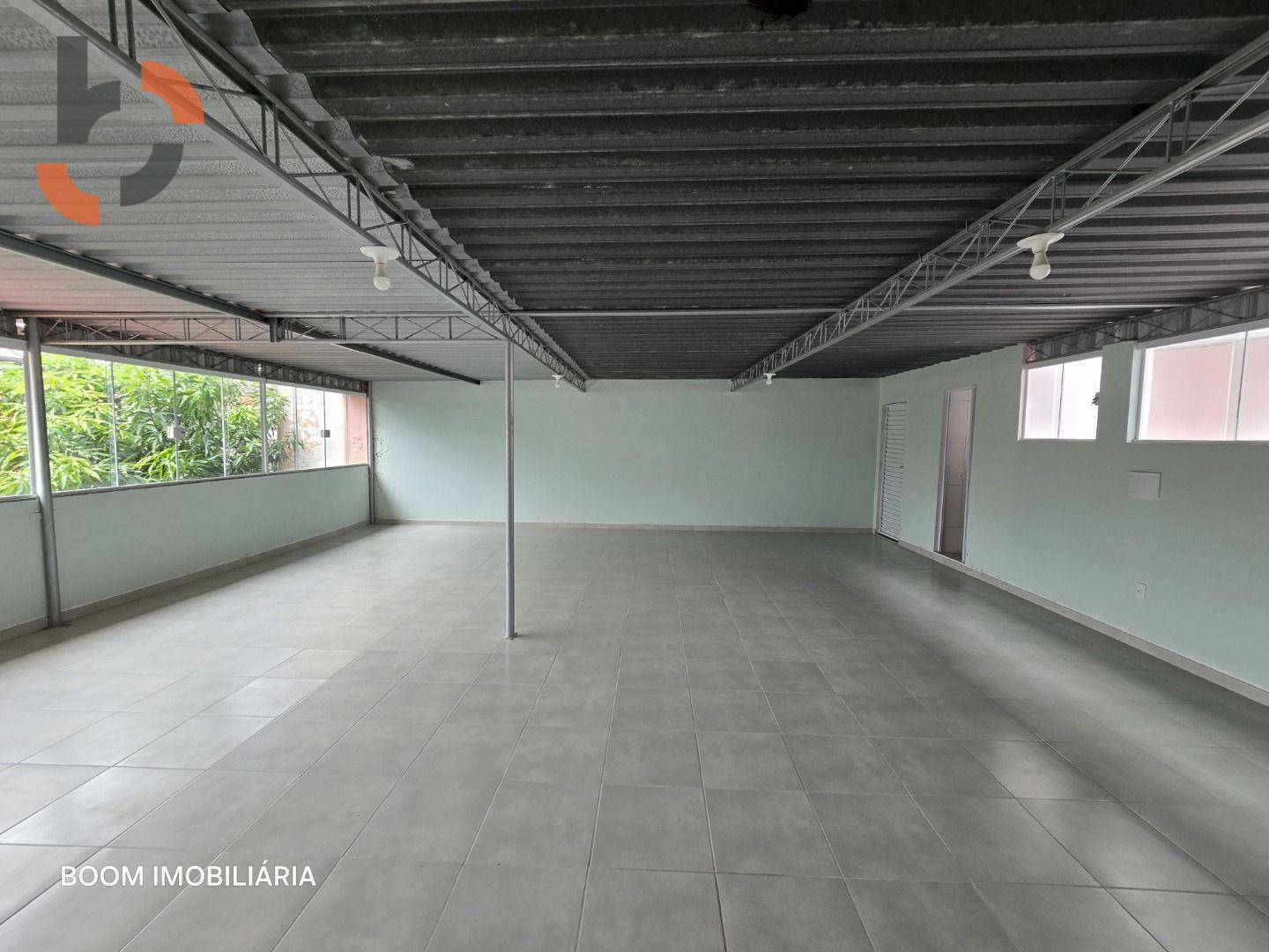 Casa à venda com 2 quartos, 200m² - Foto 14