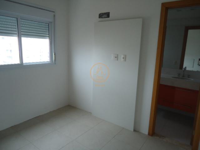 Apartamento à venda com 4 quartos, 191m² - Foto 15