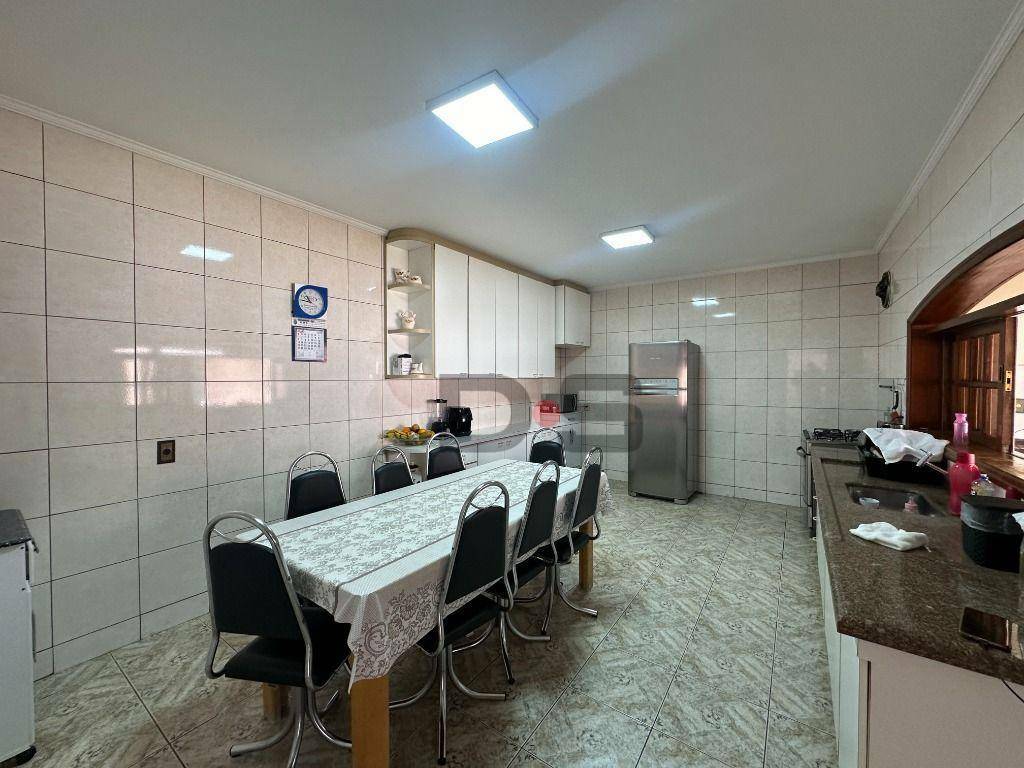 Sobrado à venda com 4 quartos, 181m² - Foto 19