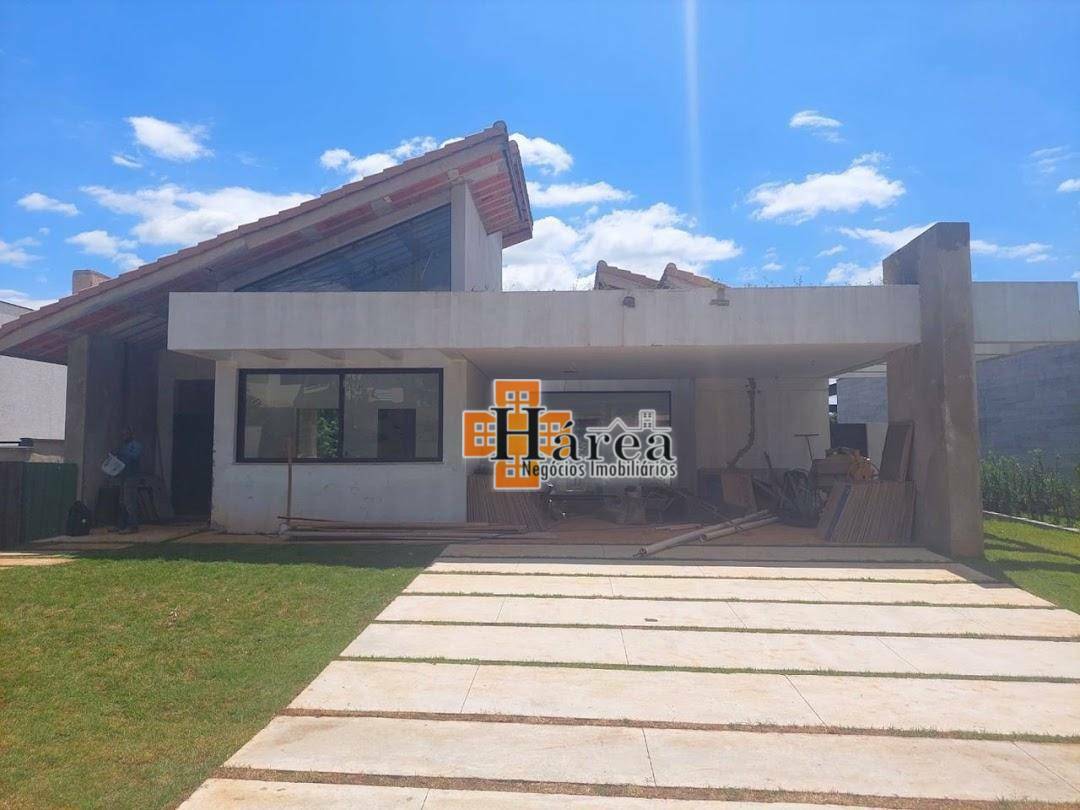 Casa de Condomínio à venda com 3 quartos, 402m² - Foto 2