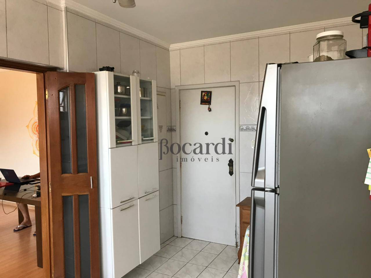 Apartamento à venda com 2 quartos, 110m² - Foto 5