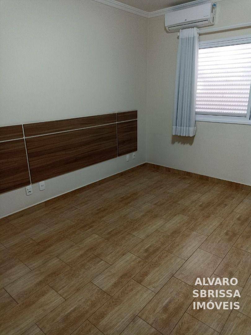 Casa de Condomínio à venda e aluguel com 4 quartos, 300m² - Foto 20