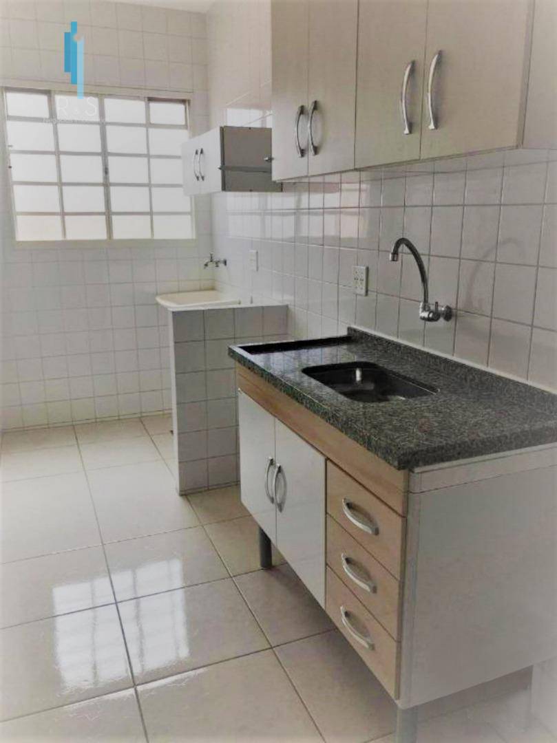 Apartamento à venda com 2 quartos, 52m² - Foto 4