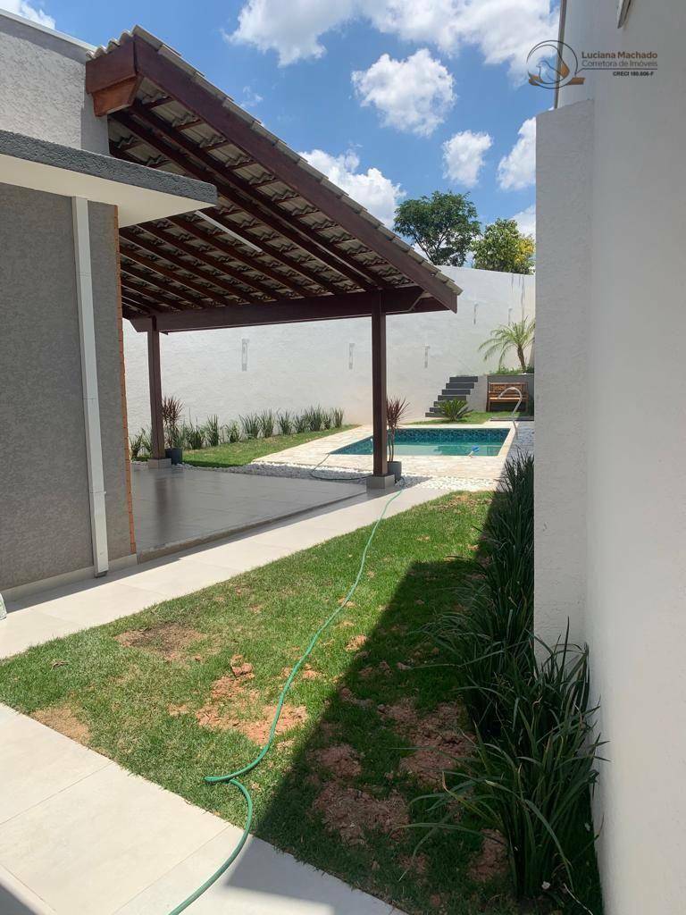 Casa à venda com 3 quartos, 160m² - Foto 4