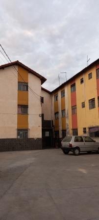 Apartamento à venda com 3 quartos, 40m² - Foto 1