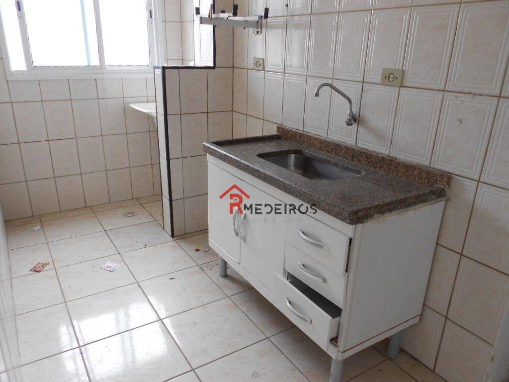 Apartamento à venda com 2 quartos, 42m² - Foto 9