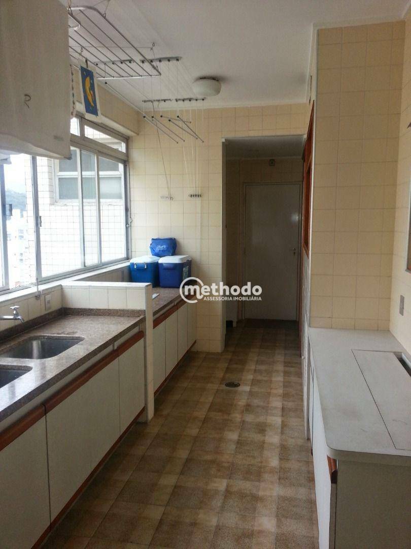 Apartamento para alugar com 4 quartos, 221m² - Foto 1