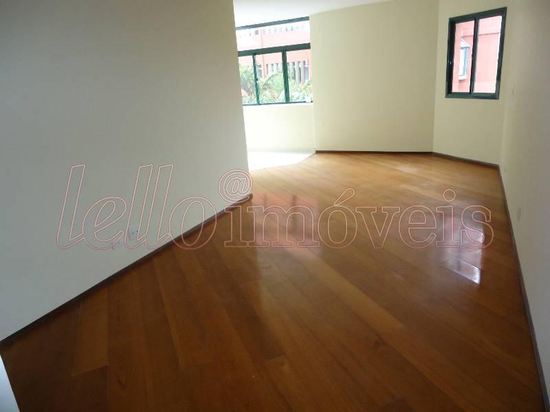 Apartamento para alugar com 4 quartos, 116m² - Foto 2