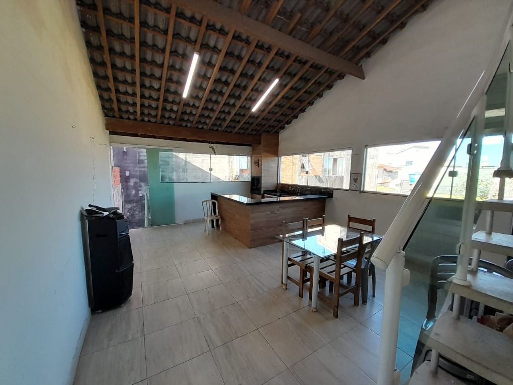 Casa à venda com 3 quartos, 250m² - Foto 21