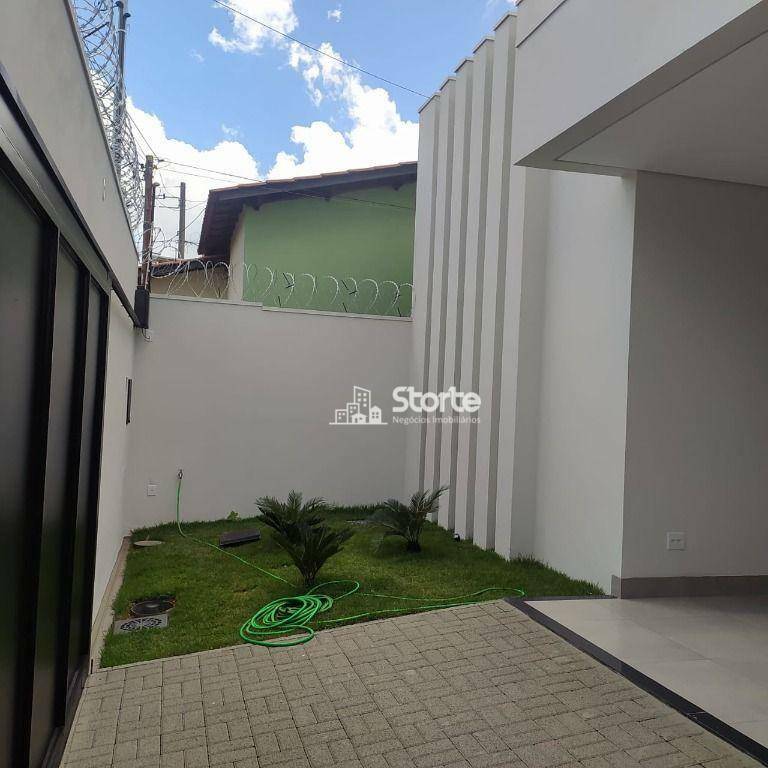 Casa à venda com 3 quartos, 150m² - Foto 22