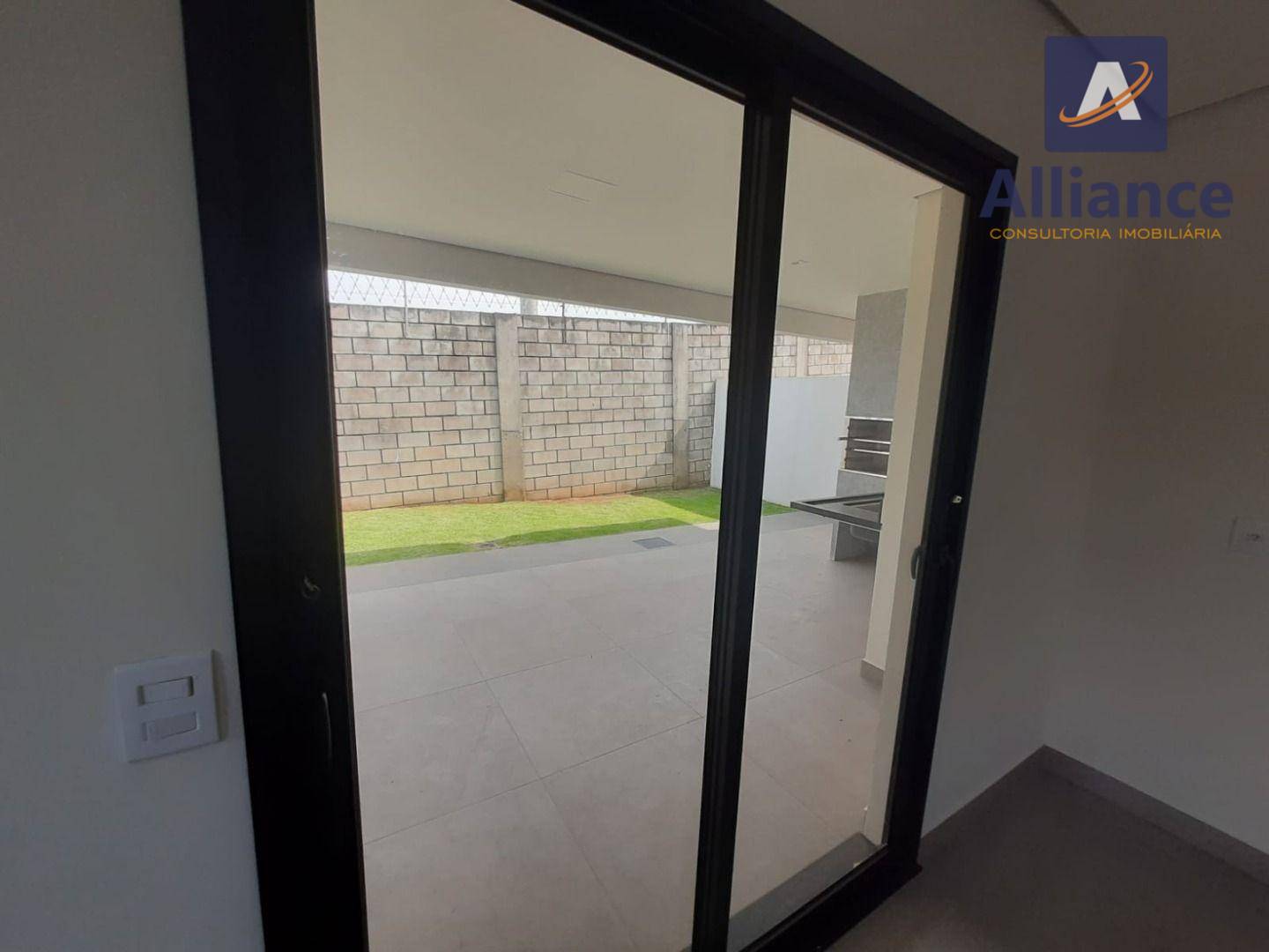 Casa de Condomínio à venda com 3 quartos, 190m² - Foto 17