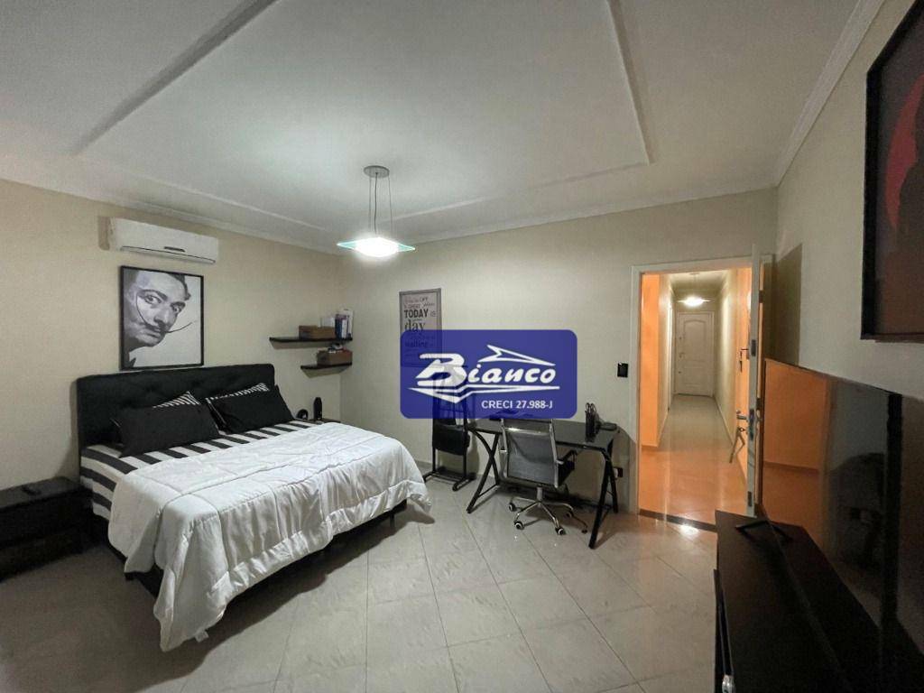 Sobrado à venda com 3 quartos, 157m² - Foto 13