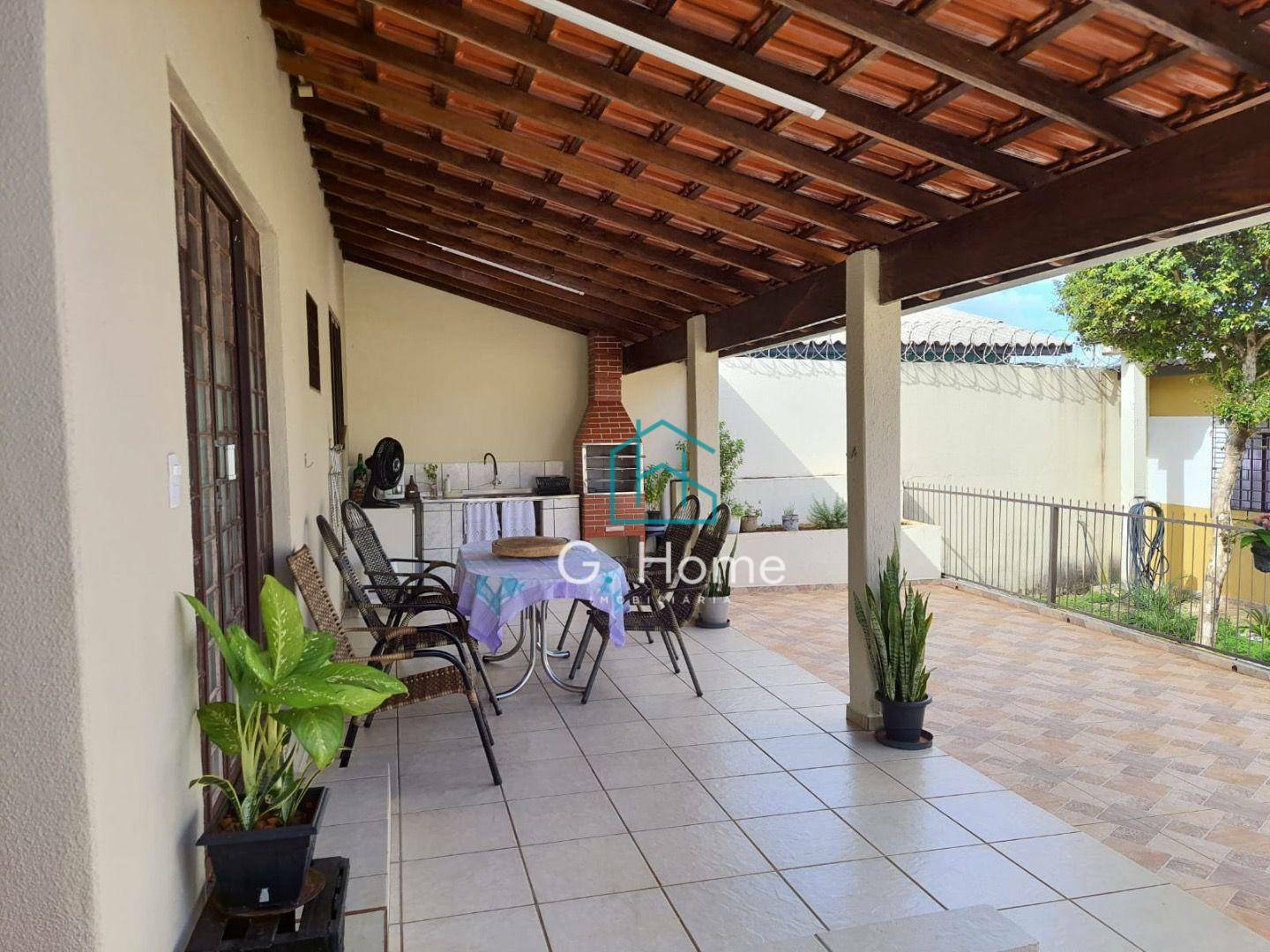 Casa à venda com 5 quartos, 202m² - Foto 8