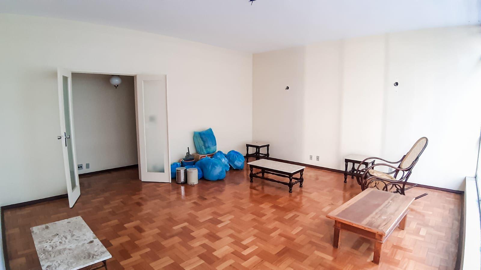 Apartamento à venda com 3 quartos, 162m² - Foto 6