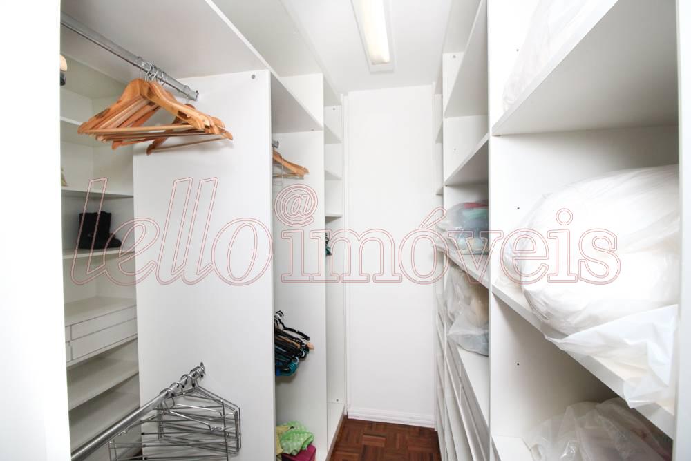 Apartamento à venda com 3 quartos, 240m² - Foto 24