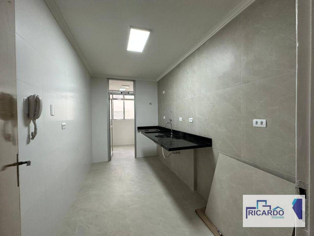 Apartamento para alugar com 3 quartos, 90m² - Foto 7