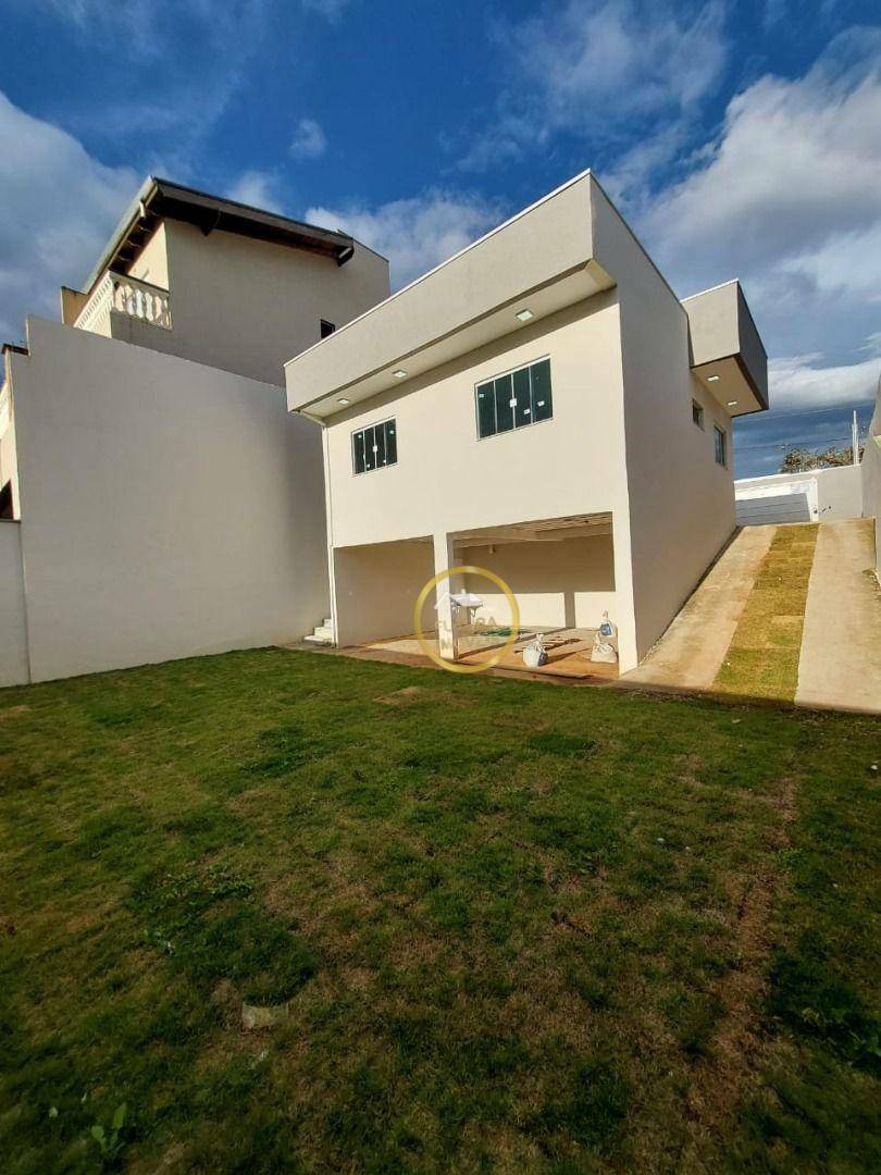 Casa à venda com 3 quartos, 124m² - Foto 7