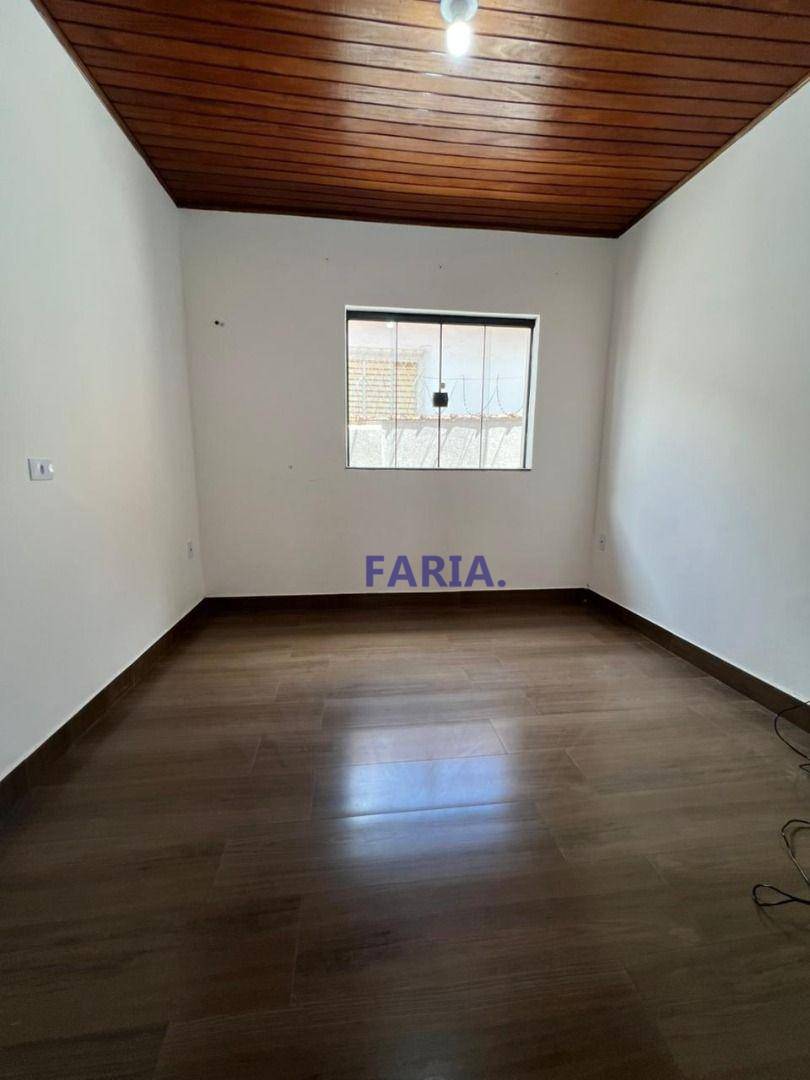 Casa, 5 quartos, 153 m² - Foto 11