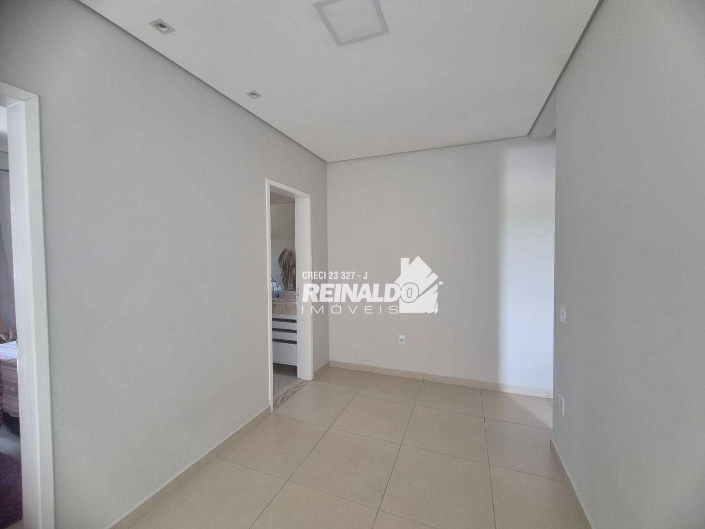 Casa à venda com 3 quartos, 181m² - Foto 2