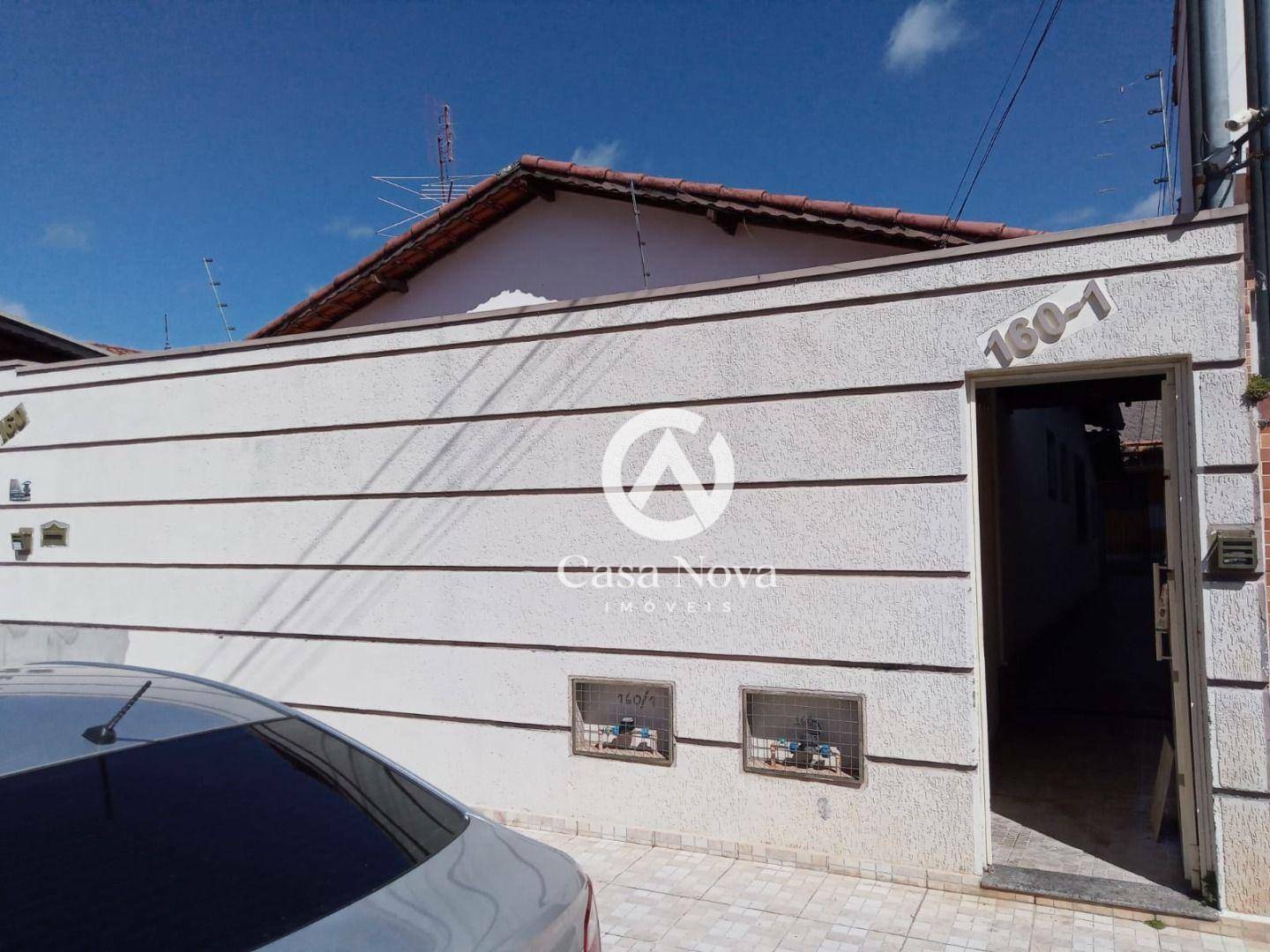 Casa à venda com 3 quartos, 150m² - Foto 2