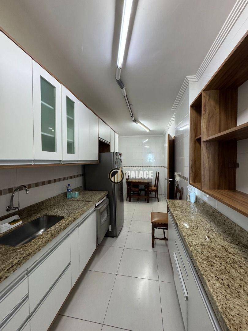 Apartamento à venda com 3 quartos, 135m² - Foto 9