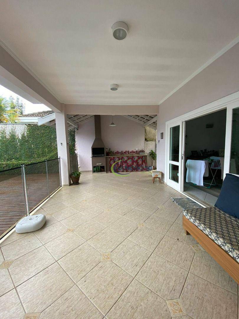 Casa de Condomínio à venda com 4 quartos, 320m² - Foto 29