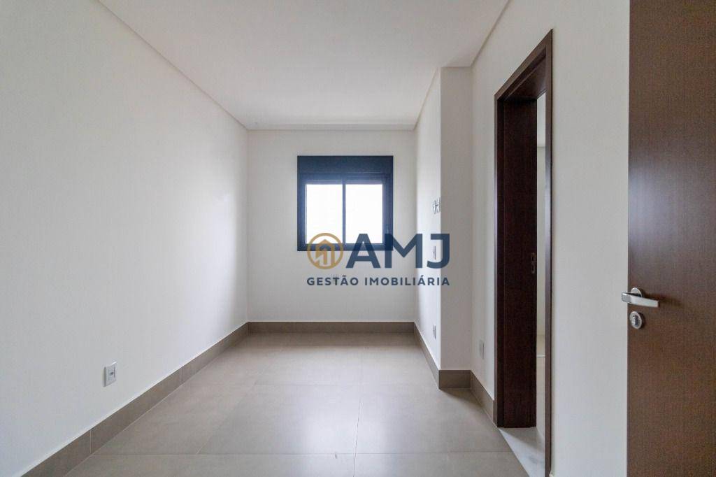 Apartamento à venda com 3 quartos, 161m² - Foto 9