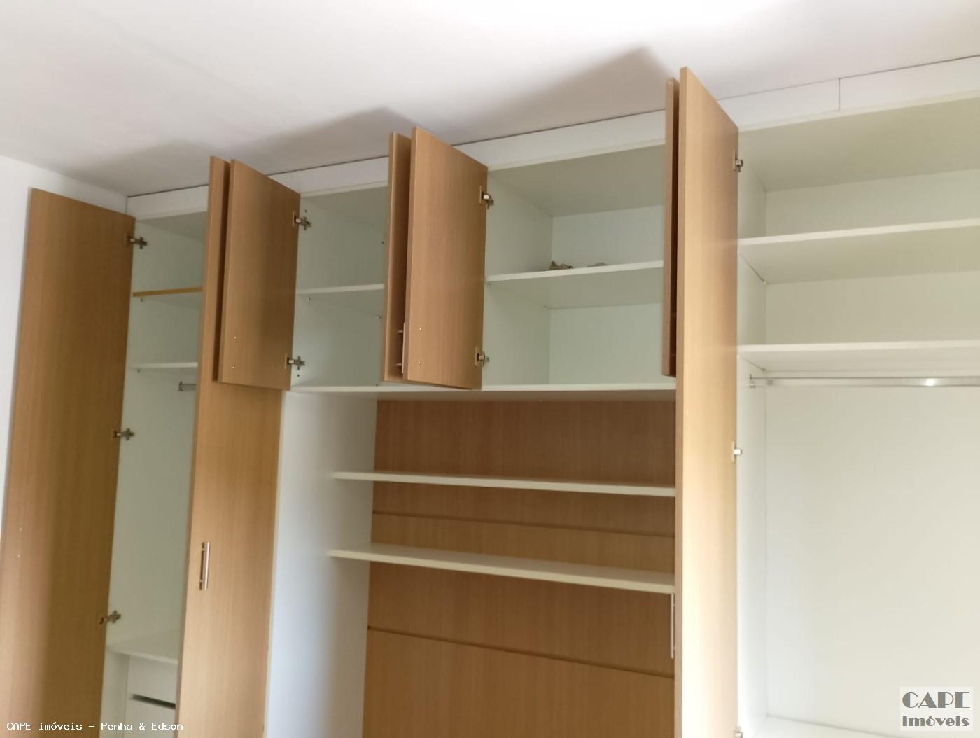 Casa para alugar com 2 quartos, 45m² - Foto 35