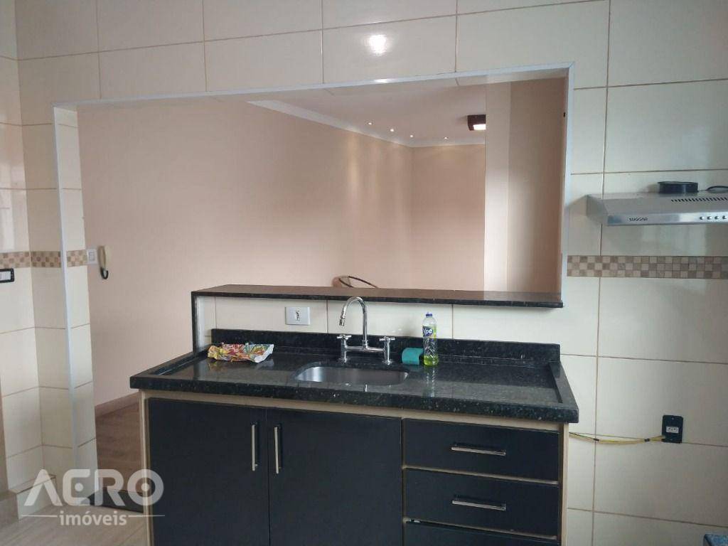 Casa para alugar com 3 quartos, 210m² - Foto 24