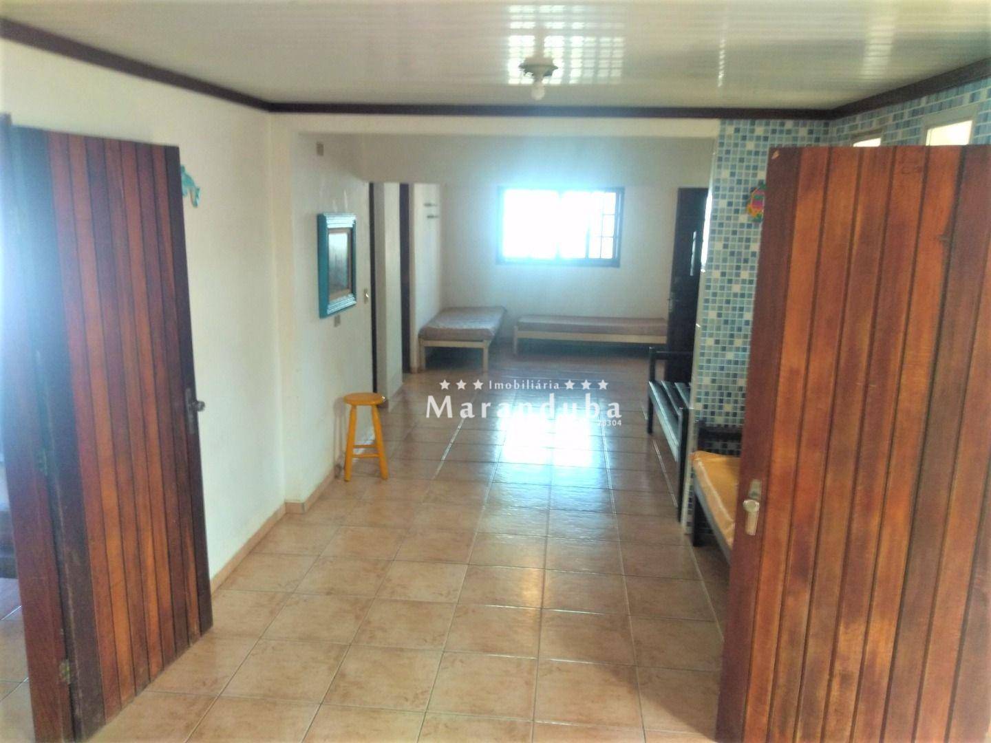 Casa à venda com 4 quartos, 200m² - Foto 16