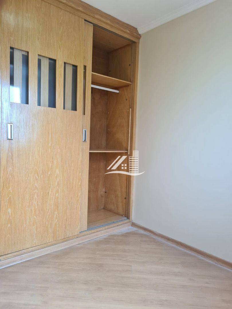 Apartamento à venda com 3 quartos, 60m² - Foto 15