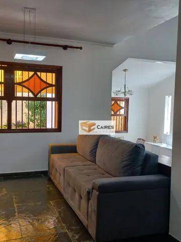 Casa para alugar com 4 quartos, 290m² - Foto 14