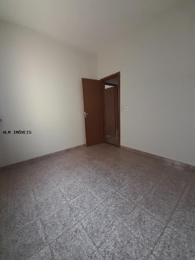 Casa à venda com 3 quartos, 150m² - Foto 9