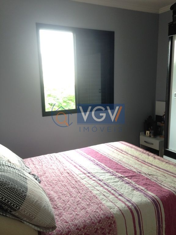 Apartamento para alugar com 2 quartos, 50m² - Foto 13