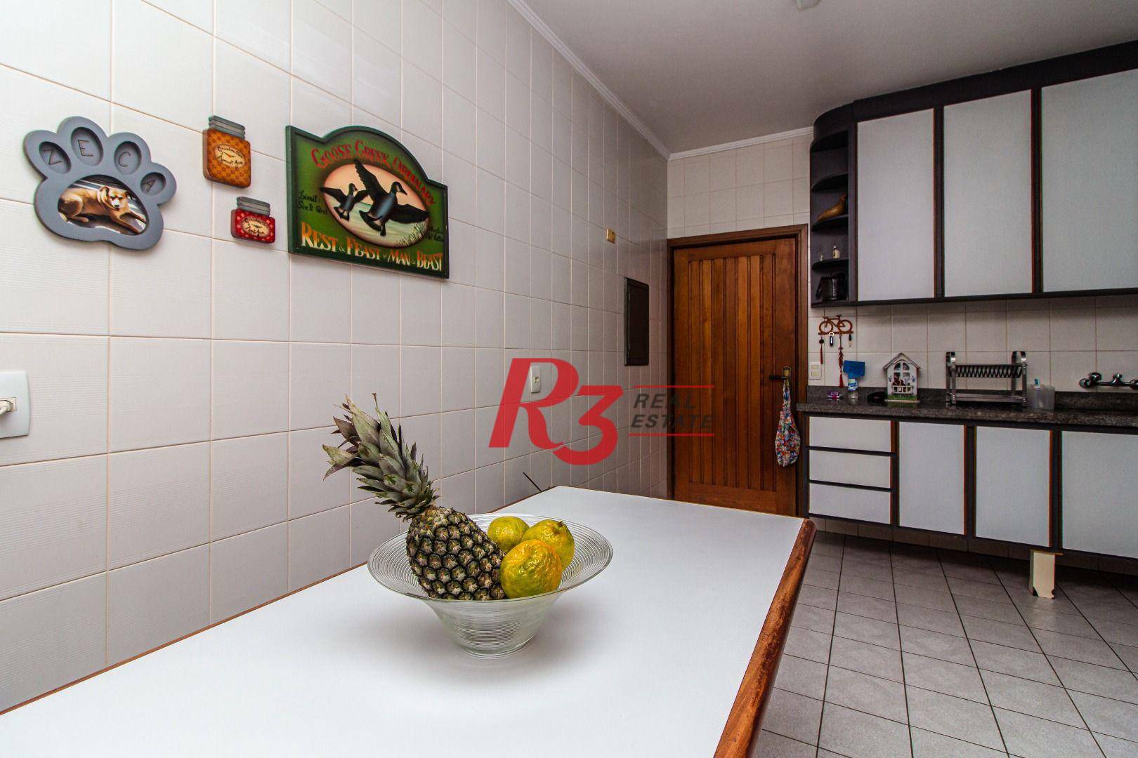 Apartamento à venda com 3 quartos, 156m² - Foto 17