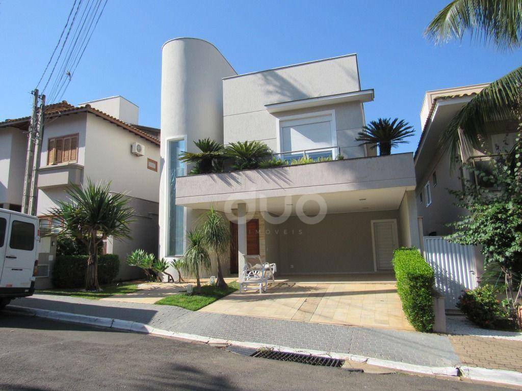 Casa de Condomínio à venda com 3 quartos, 279m² - Foto 1