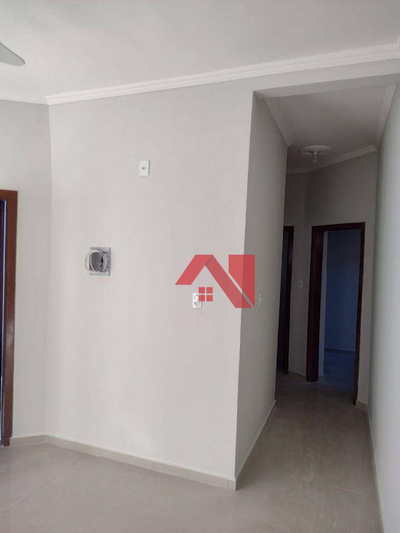 Casa à venda com 3 quartos, 100m² - Foto 3