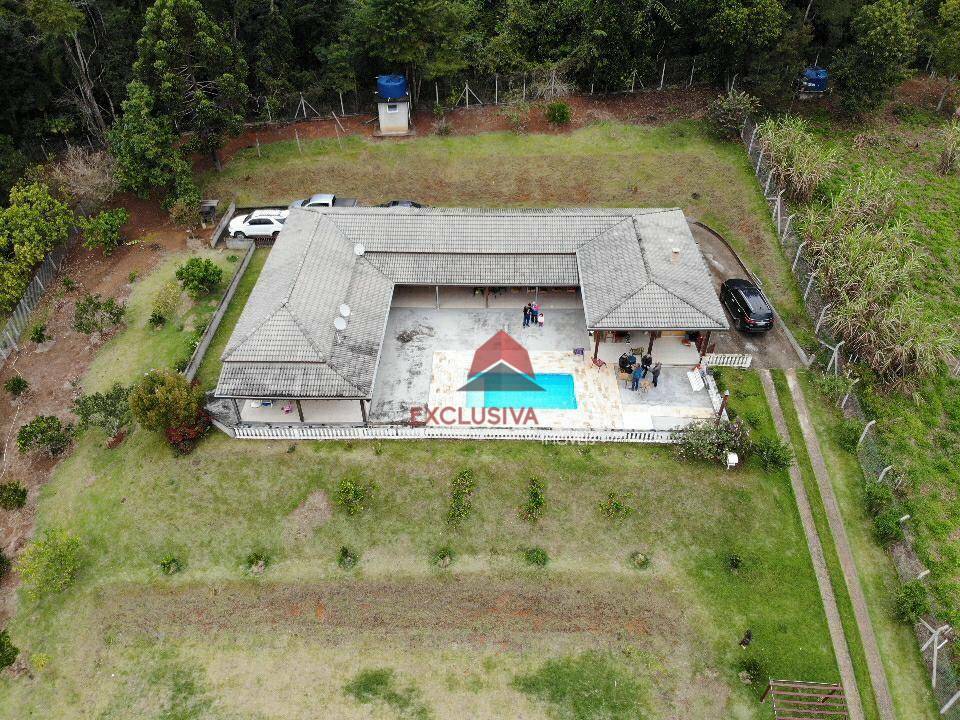 Chácara à venda com 6 quartos, 350m² - Foto 2