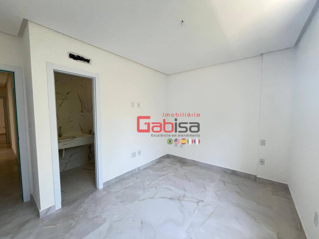 Apartamento para alugar com 4 quartos, 135m² - Foto 20