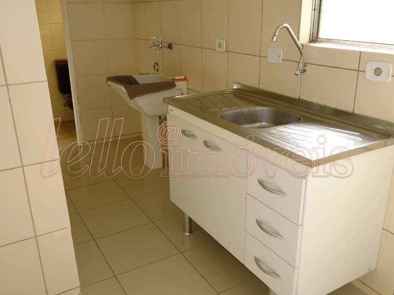 Apartamento para alugar com 2 quartos, 70m² - Foto 13